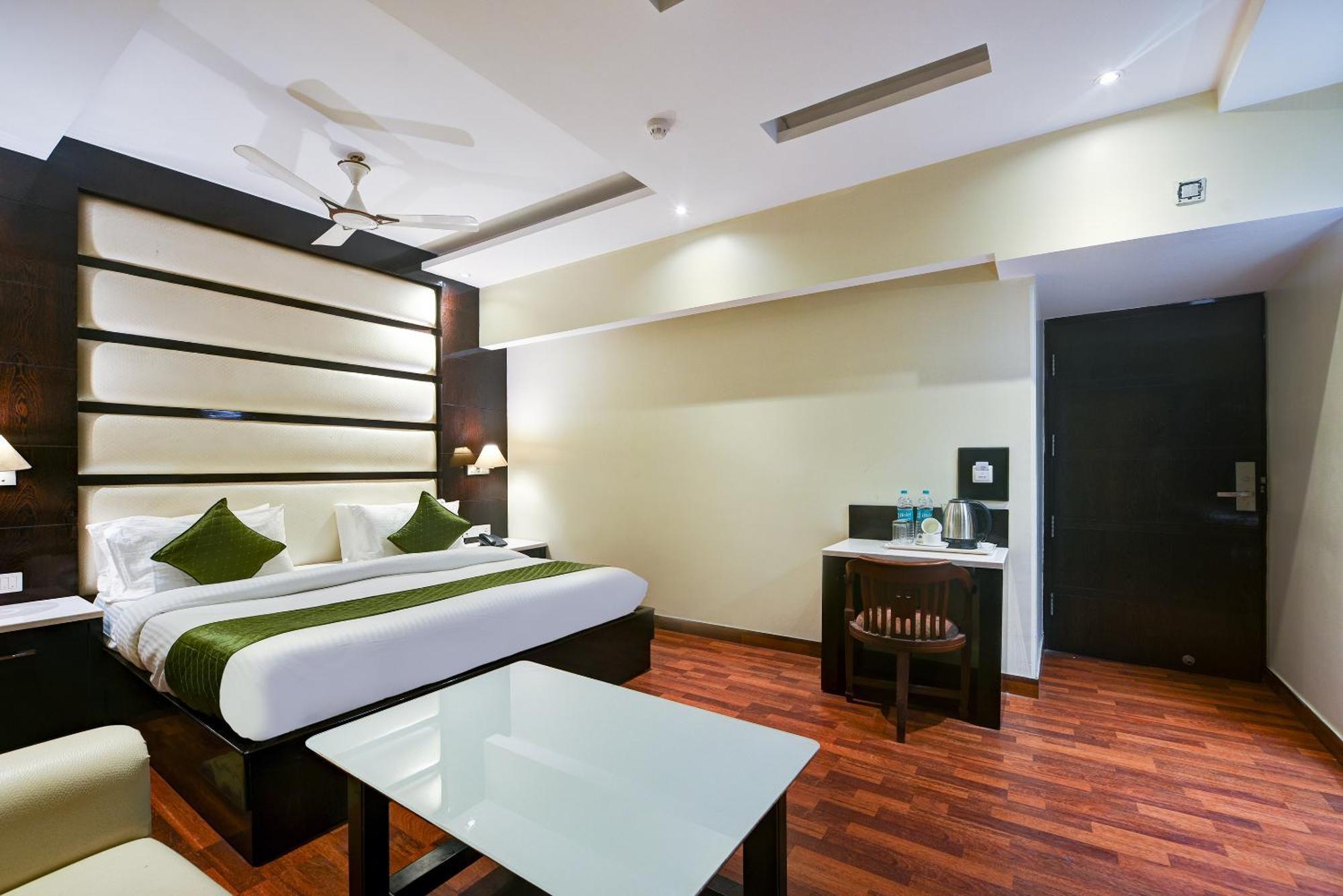 Hotel Geet Deluxe New Delhi Eksteriør bilde