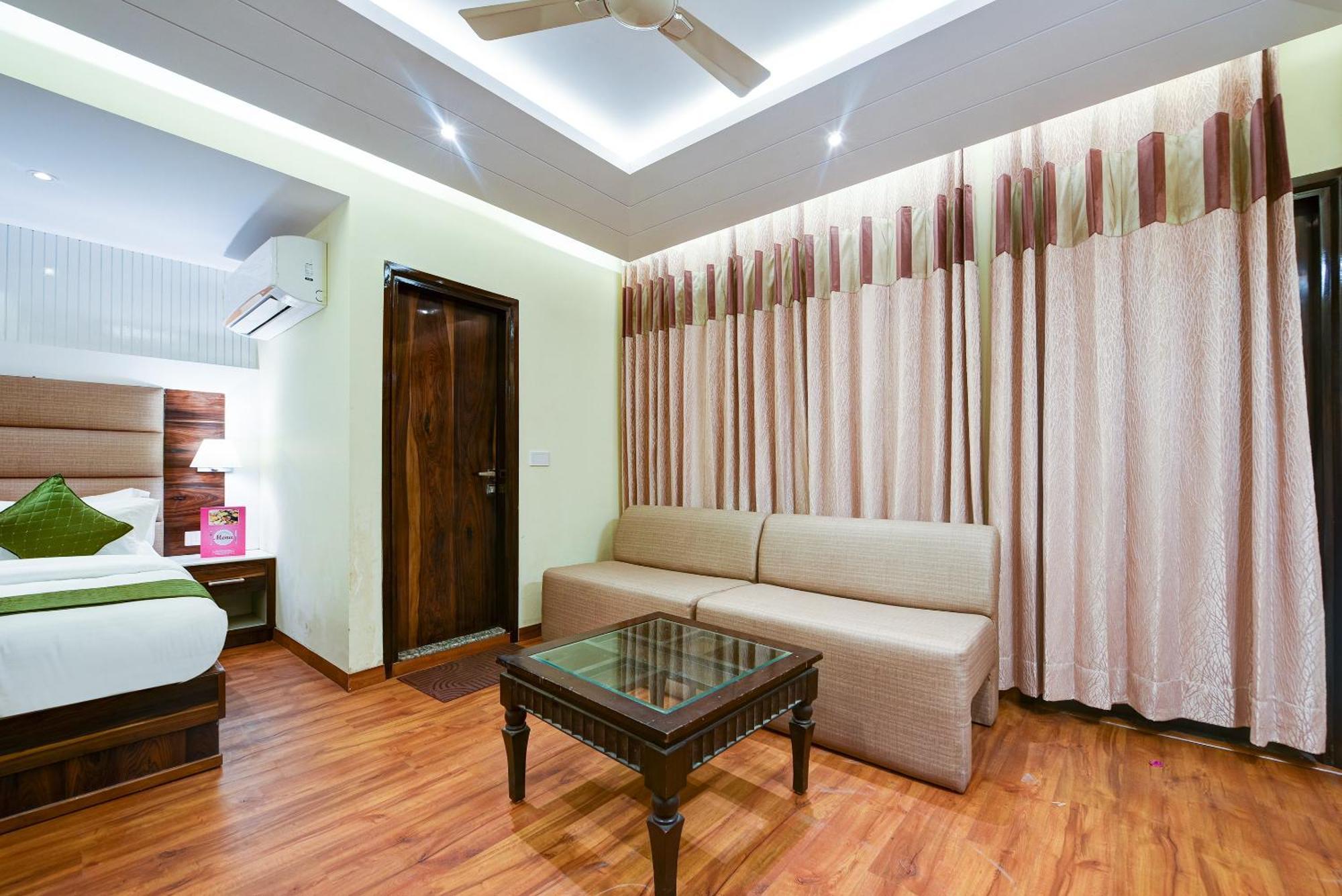 Hotel Geet Deluxe New Delhi Eksteriør bilde