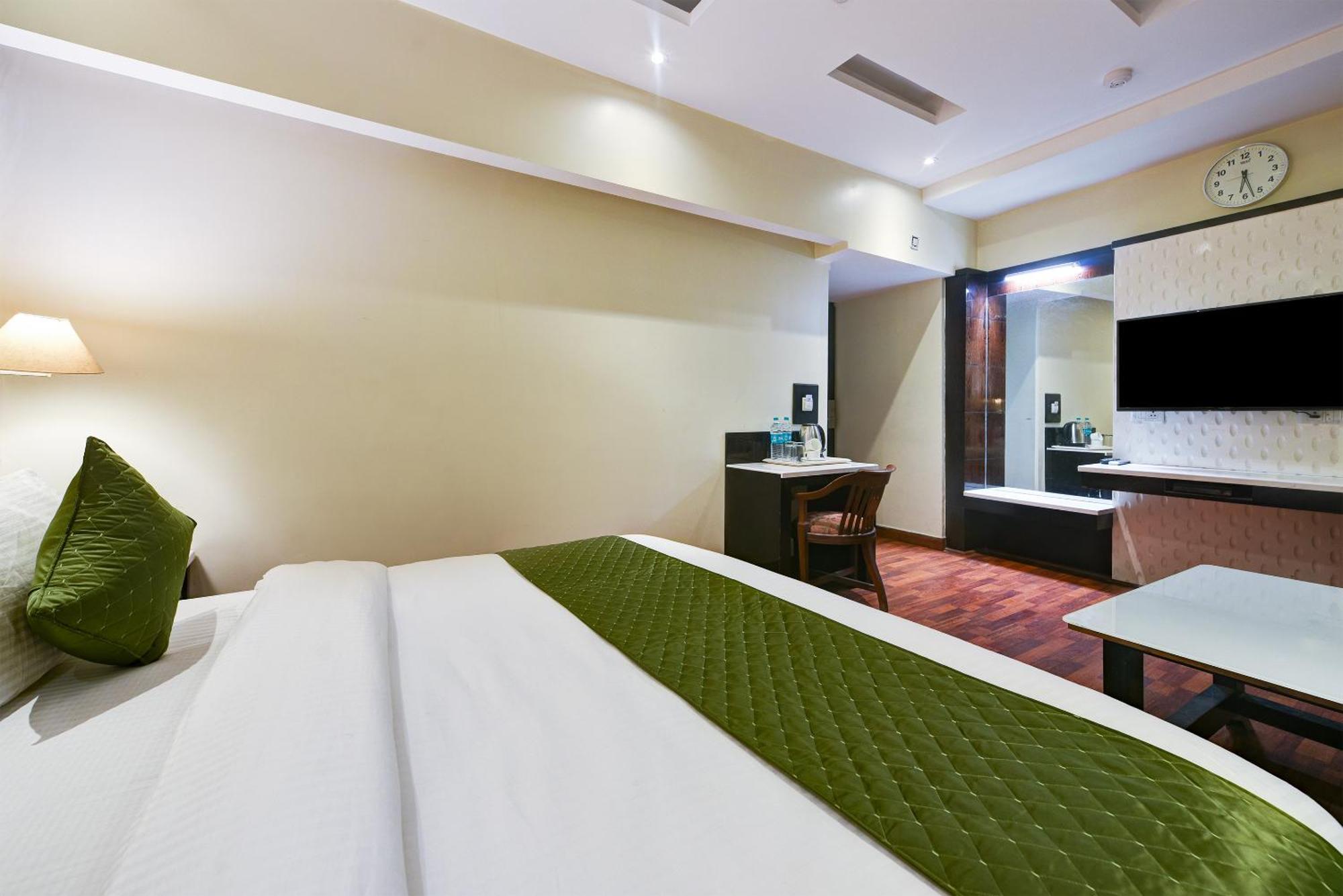 Hotel Geet Deluxe New Delhi Eksteriør bilde