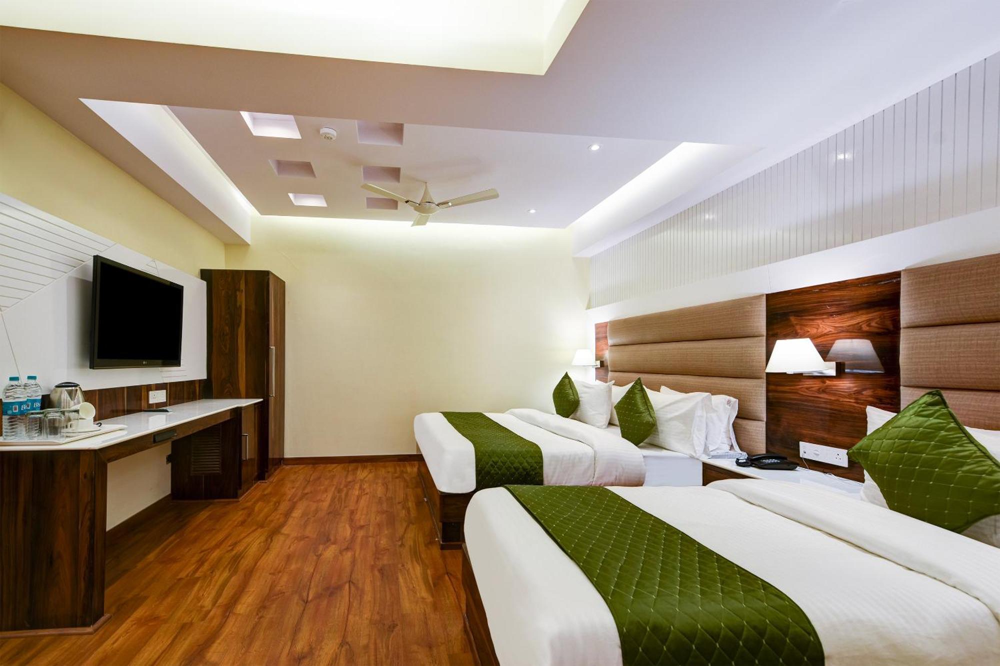 Hotel Geet Deluxe New Delhi Eksteriør bilde