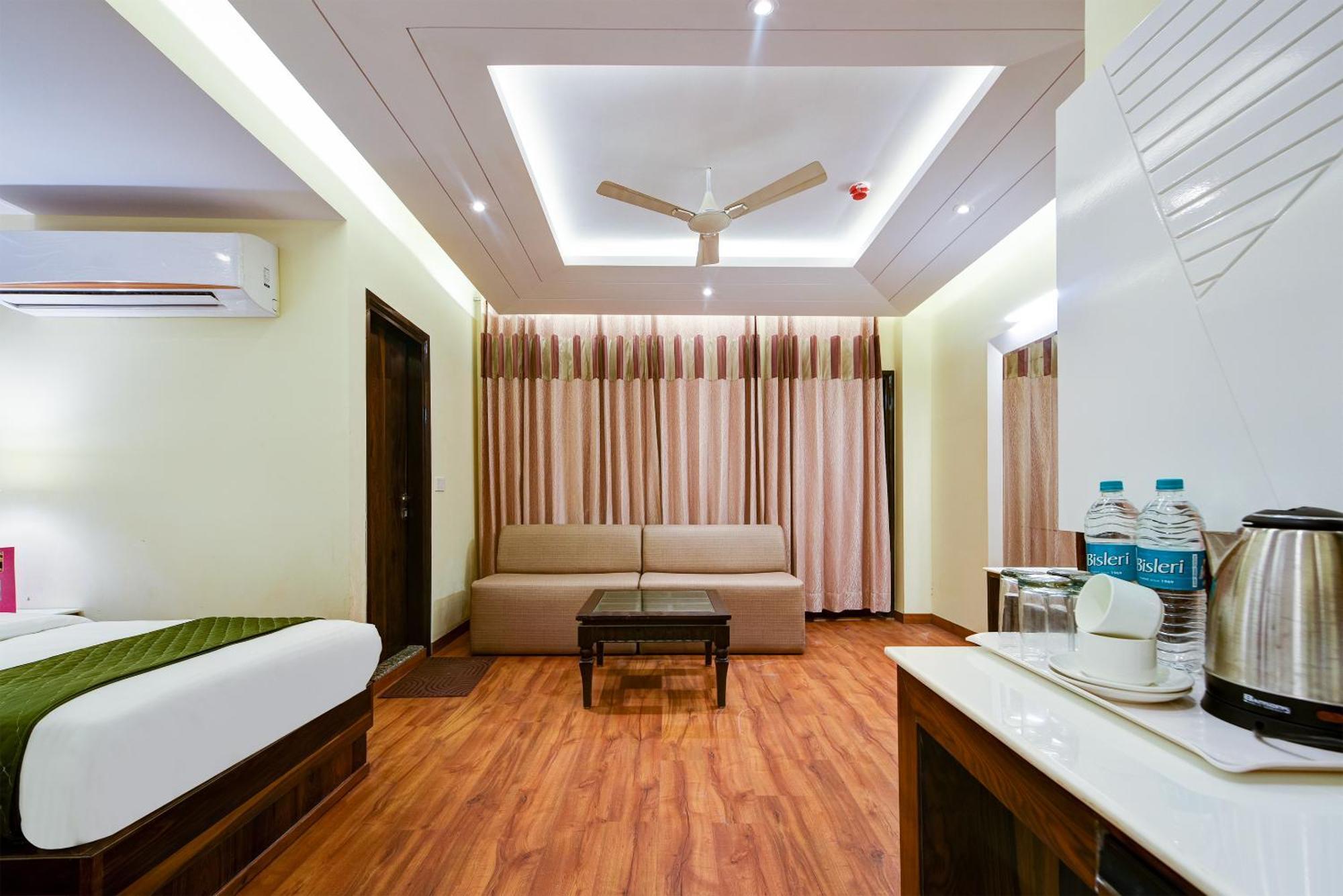 Hotel Geet Deluxe New Delhi Eksteriør bilde