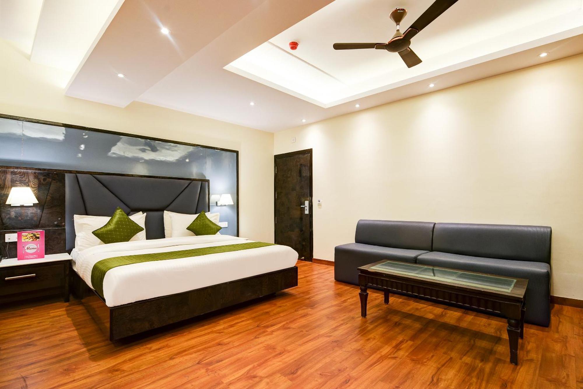 Hotel Geet Deluxe New Delhi Eksteriør bilde