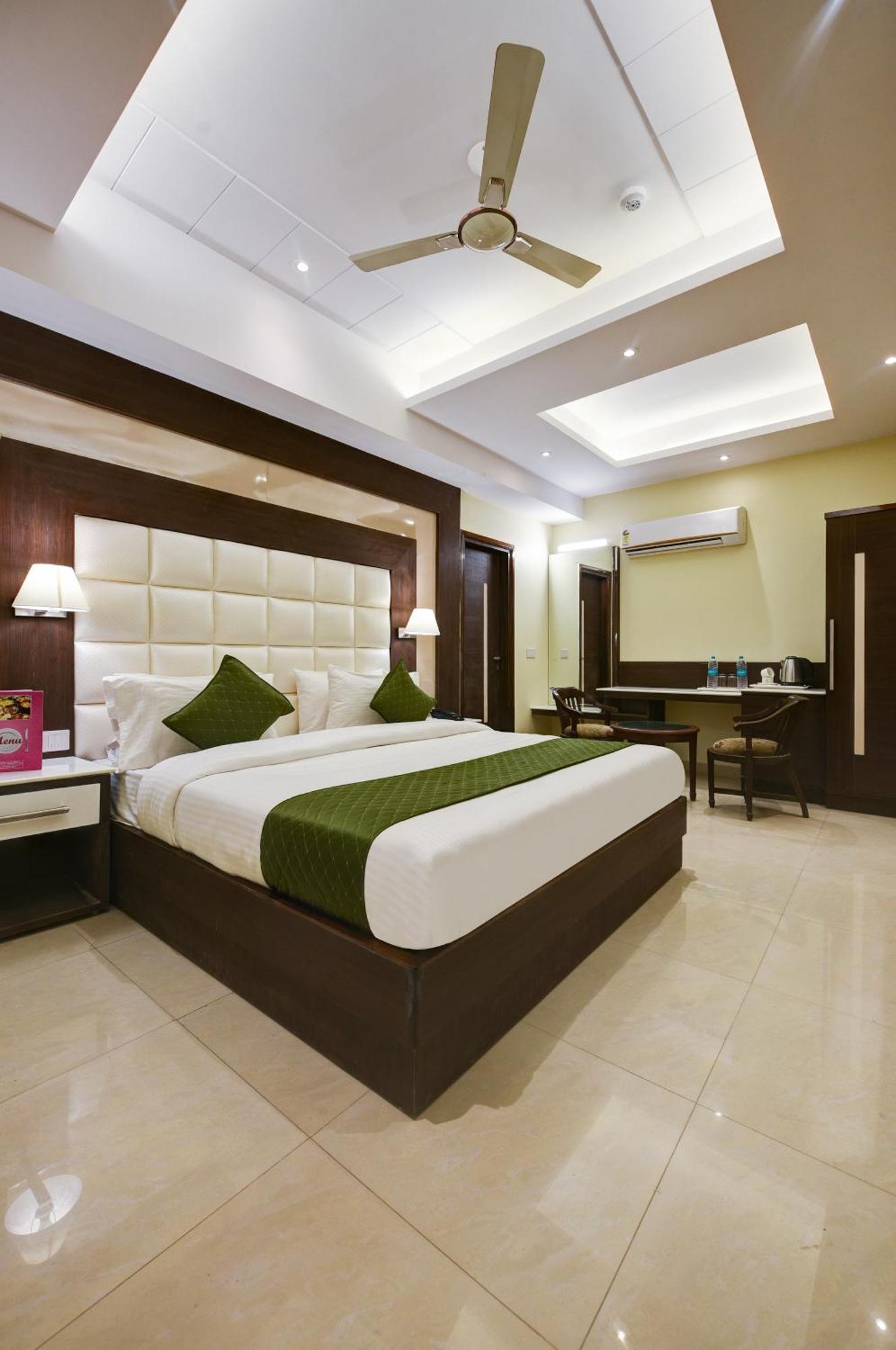 Hotel Geet Deluxe New Delhi Eksteriør bilde