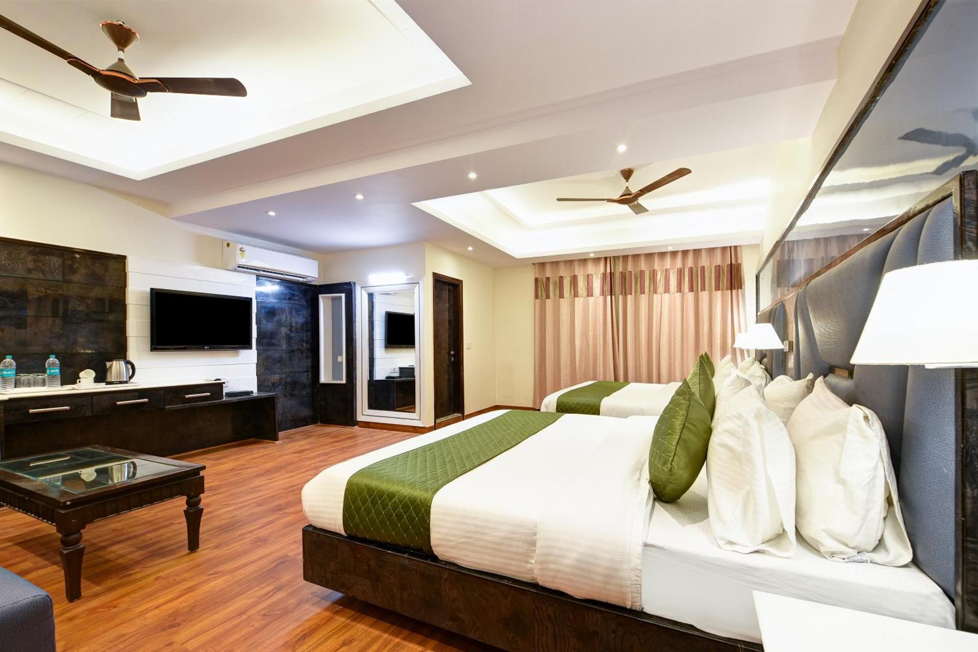Hotel Geet Deluxe New Delhi Eksteriør bilde