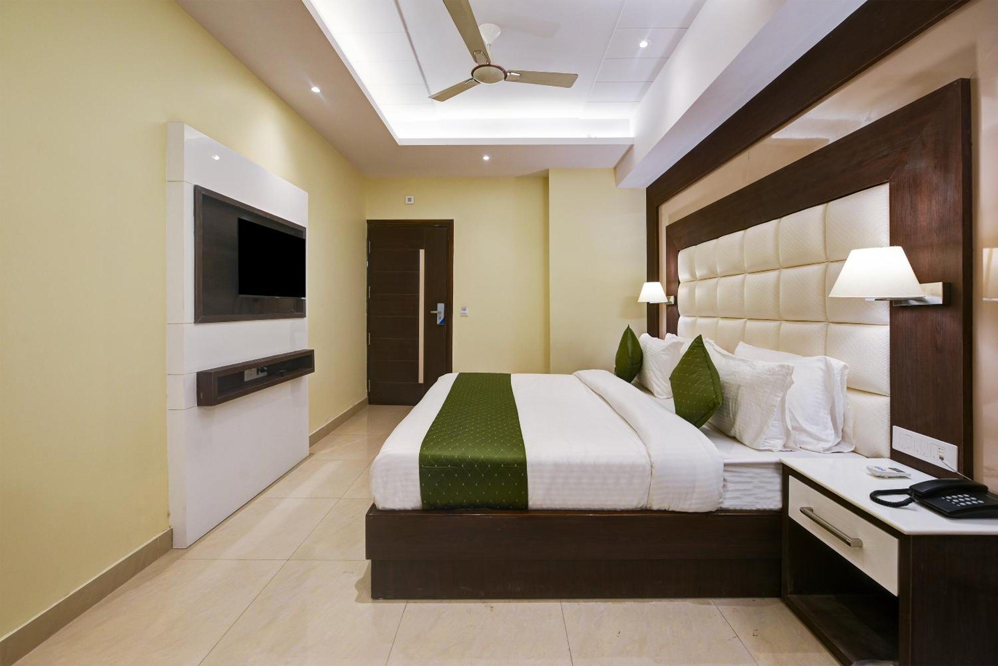 Hotel Geet Deluxe New Delhi Eksteriør bilde