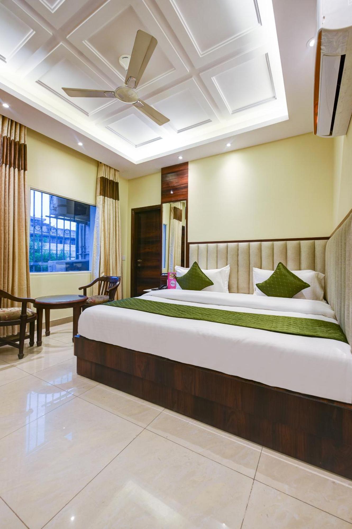 Hotel Geet Deluxe New Delhi Eksteriør bilde