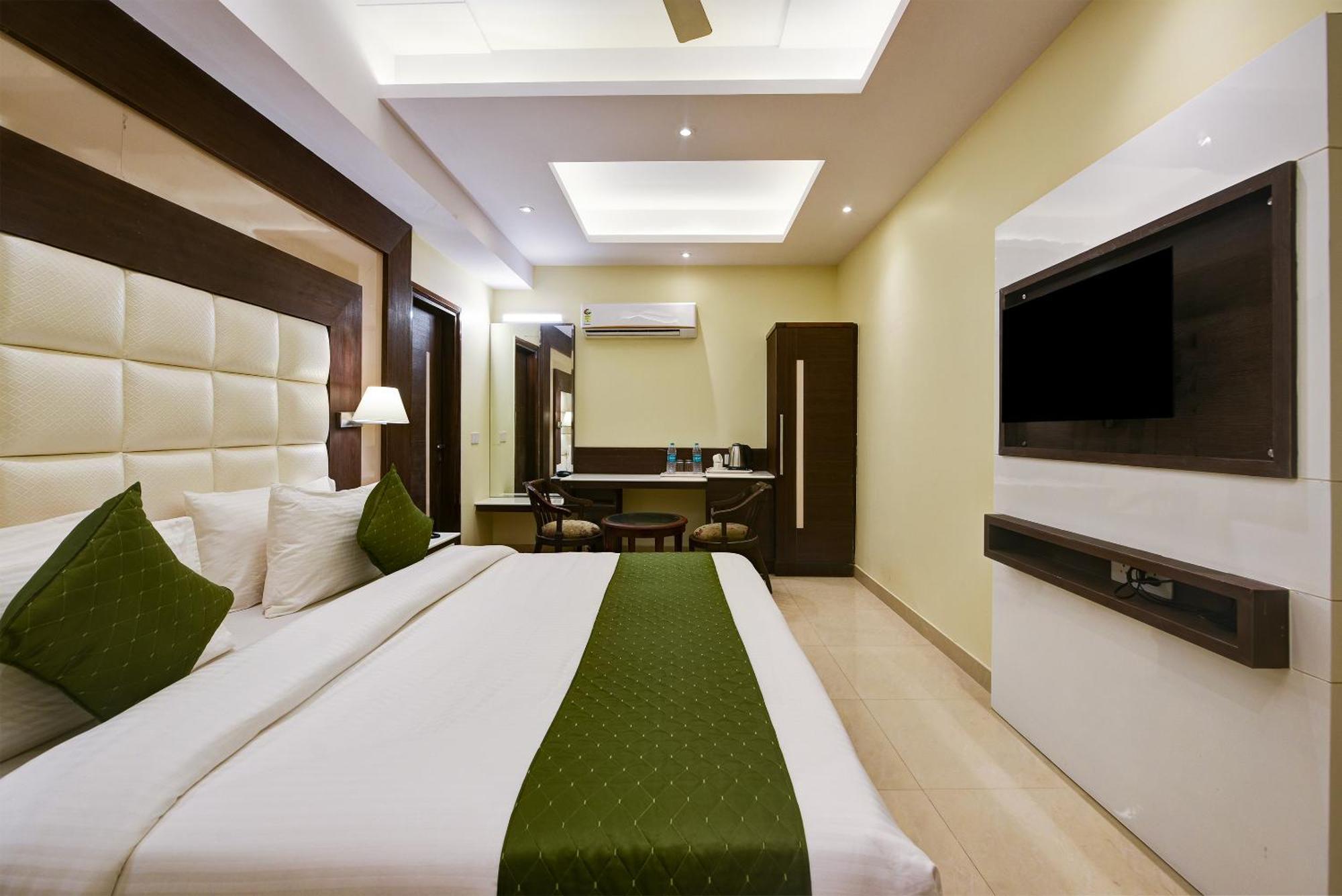Hotel Geet Deluxe New Delhi Eksteriør bilde