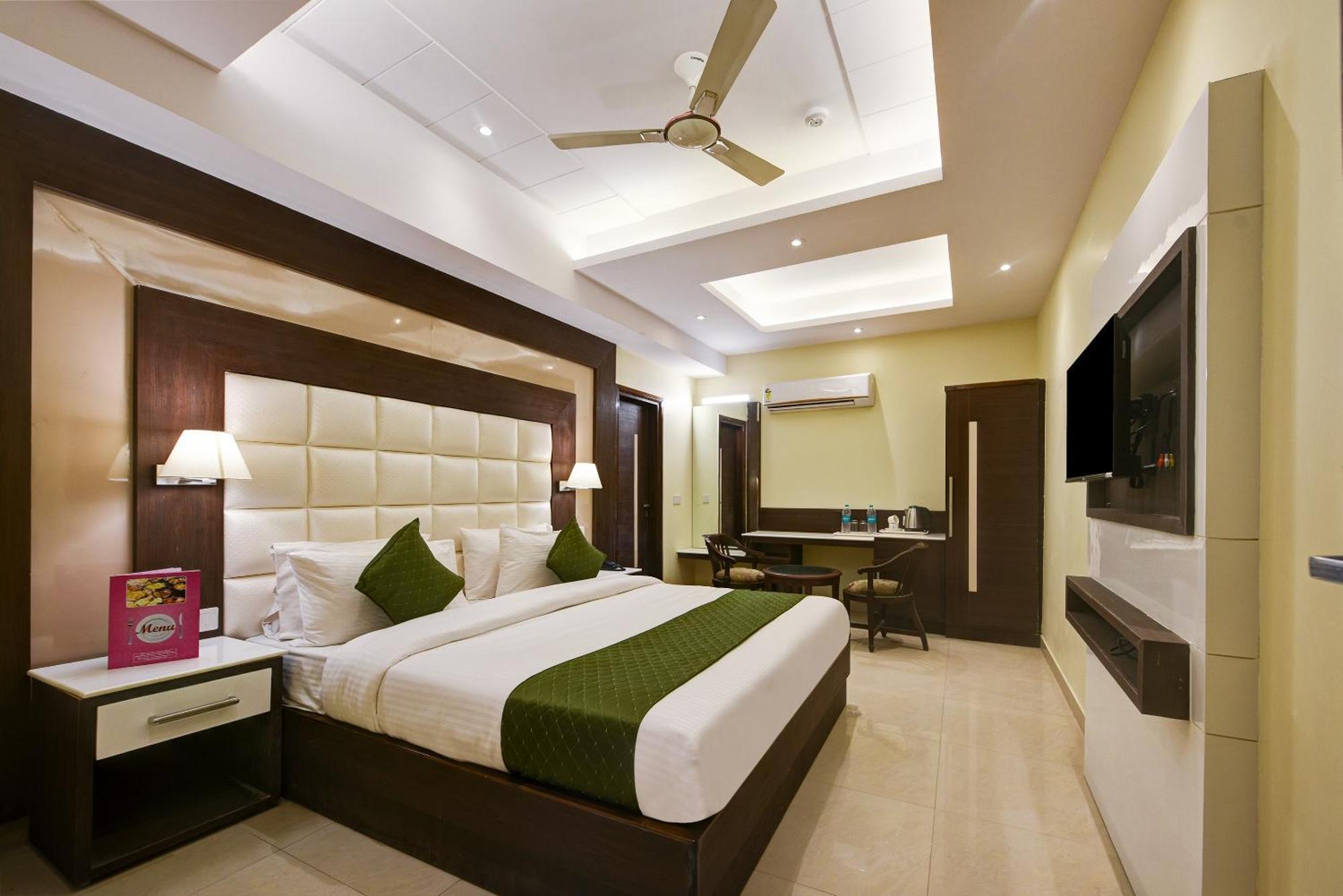 Hotel Geet Deluxe New Delhi Eksteriør bilde